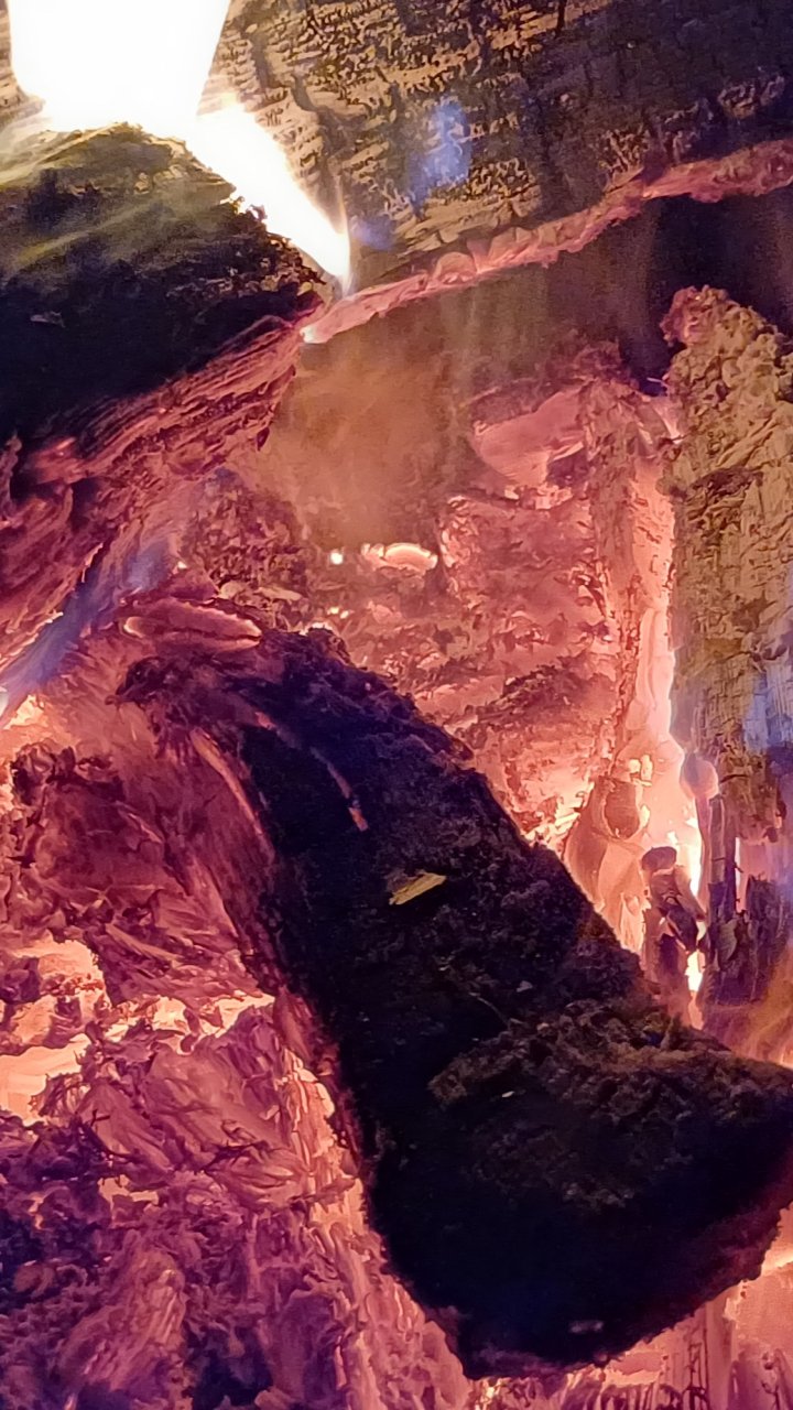 Gemeinsam am Feuer sein