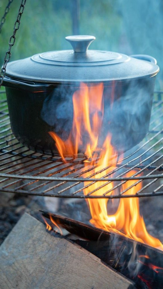 Kochen über Feuer