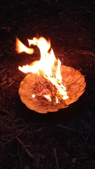 Feuer und Feuermachen