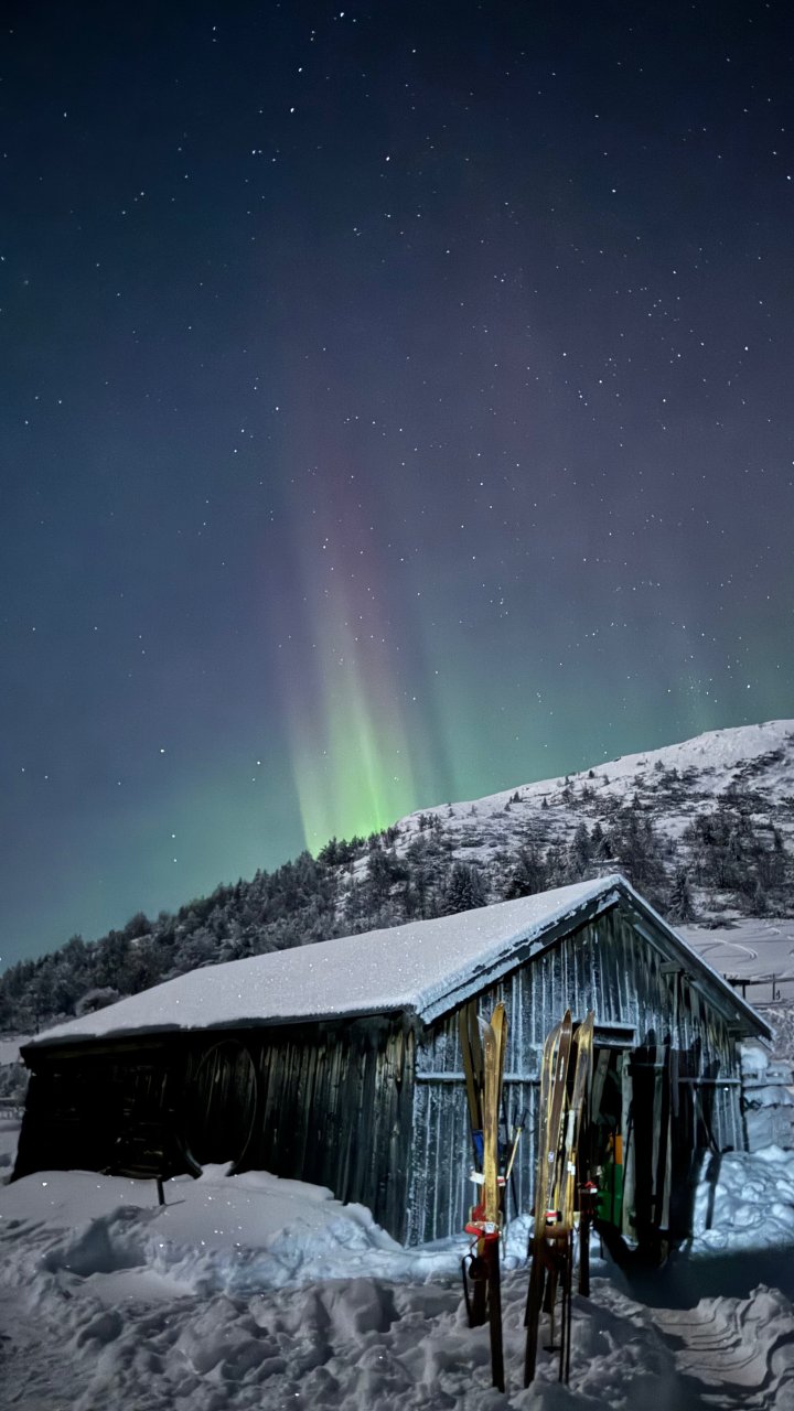 Sternenhimmel und Polarlichter