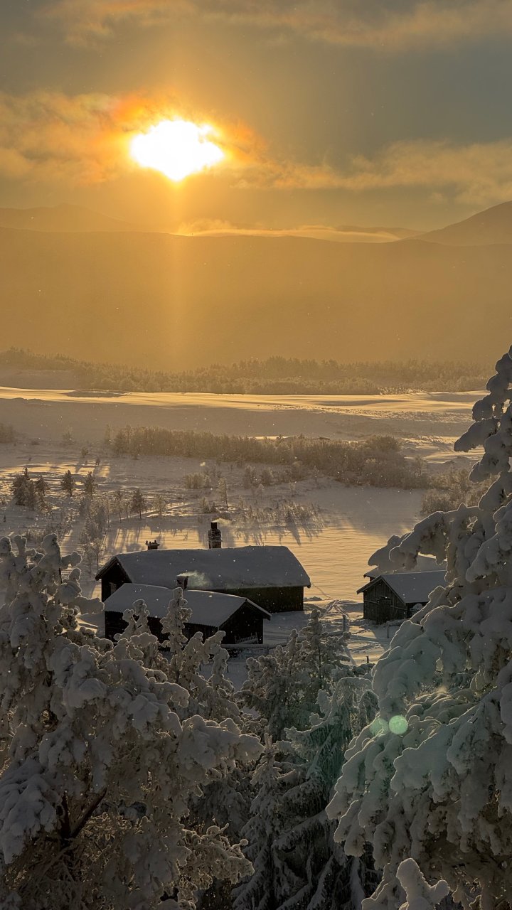 Hütten Basecamp in den Bergen