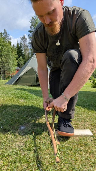 Feuer mit dem Drillbogen