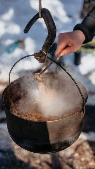Kochen über'm Feuer