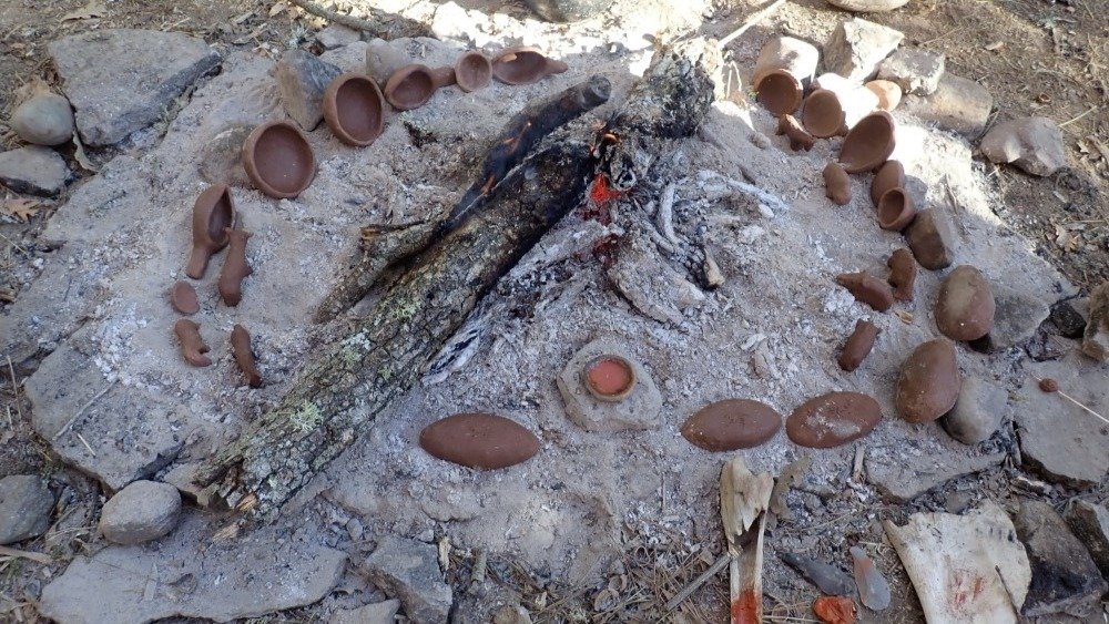 Vorschau Bild des Kurses Primitives Töpfern - Töpfern im Odenwald: Ursprüngliche Keramikkurse in Hessen