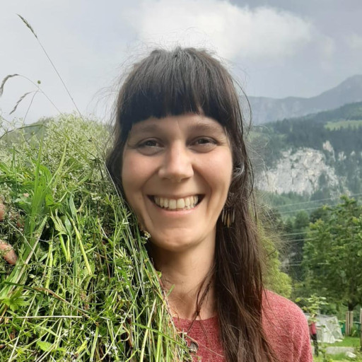 Picture of school team member Esther Kempf