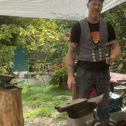 Vorschau Bild des Kurses Messerschmieden am Mattsee