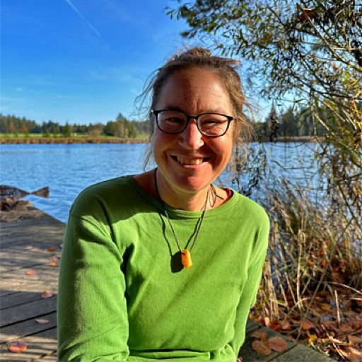 Bild des Team Mitglieds Edith Syaripah-Raab