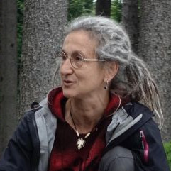 Picture of school team member Lisa Moser